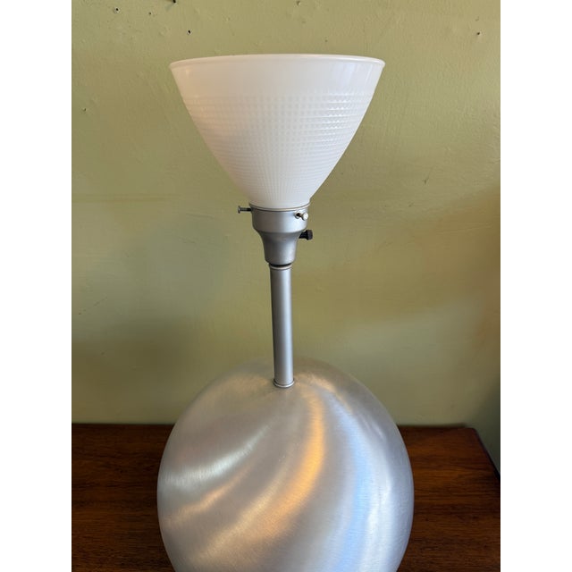 1930s Russel Wright for Raymor Aluminum Ball Table Lamp C1930s For Sale - Image 5 of 11