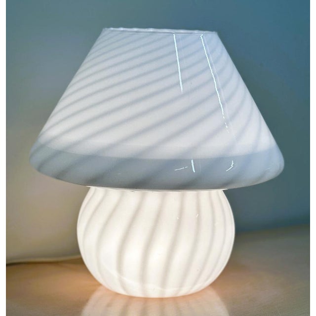 Vintage Italian White Swirl Glass Mushroom Lamp, 1970 For Sale - Image 9 of 16