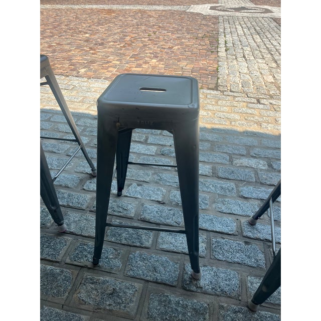 Metalworker Xavier Pauchard not only brought the art of galvanizing steel to France but also took the process to the next...