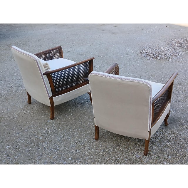 1950s Vintage Louis XV Style Cane and White Fabric Armchairs, 1950, Set of 2 For Sale - Image 5 of 10