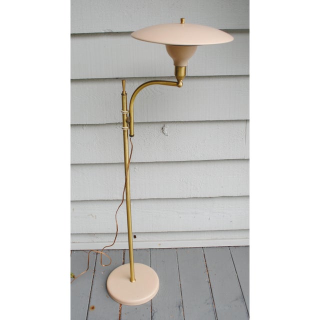 M.G. Wheeler Mid-Century Modern Sight Light Adjustable Floor Lamp - Flying Saucer For Sale - Image 4 of 10