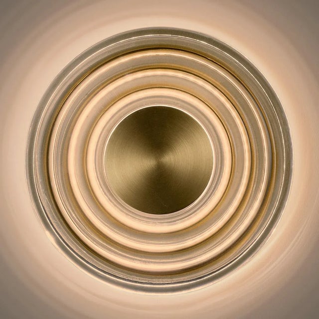 Ripple Effect English Brass Glass Wall Light For Sale - Image 4 of 6