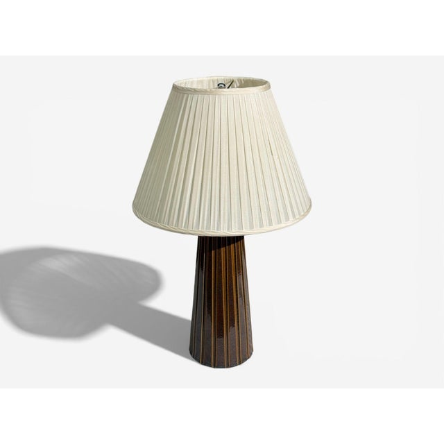 Mid-Century Modern Bruno Karlsson, Large Table Lamp, Brown Stoneware, Sweden, 1960s For Sale - Image 3 of 10