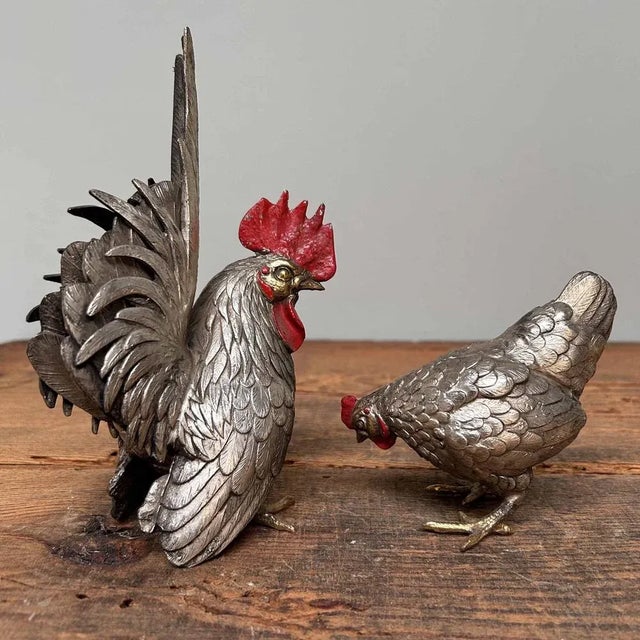 1920s Japanese Okimono Rooster and Hen, 1920s, Set of 2 For Sale - Image 5 of 13