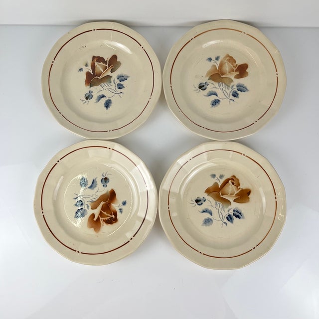 Vintage Dinner Plates with Floral Motif from Sarreguemines, 1920s, Set of 4 For Sale - Image 3 of 14