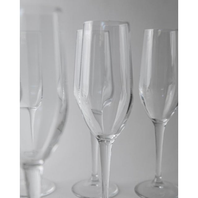 Glass Vintage Champagne Glasses in Clear Glass with Stem and Flute Shape, 1990s, Set of 7 For Sale - Image 7 of 13