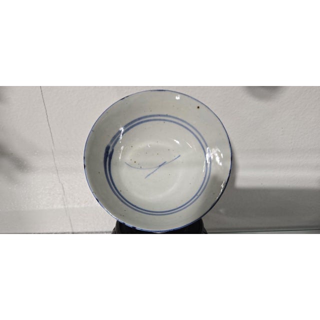Chinese Chinese ceramic bowl with hand-painted blue patterns. For Sale - Image 3 of 8