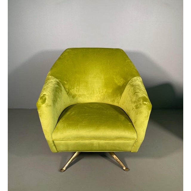 Rare pair of P32 armchairs by Osvaldo Borsani for Tecno (Italy), 1950 I have official proof of authenticity such as...
