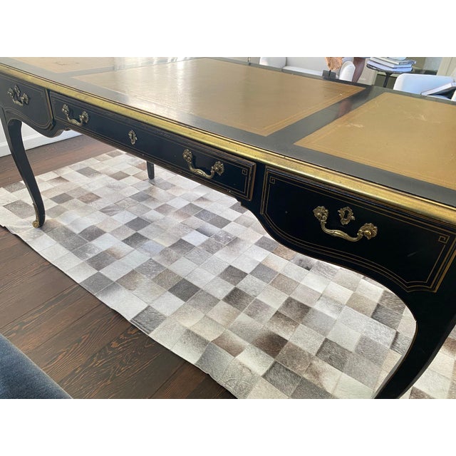 French Vintage Drexel Heritage French Louis XV Style Lacquered Writing Table Desk For Sale - Image 3 of 12