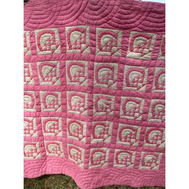 Pink and White Basket Design Basket Pattern Quilt Handsewn Circa 1940’s/50’s For Sale - Image 11 of 12