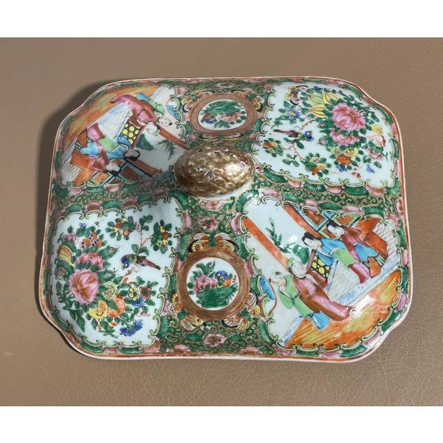 Antique Chinese Porcelain Famille Rose Medallion Tureen For Sale - Image 9 of 11