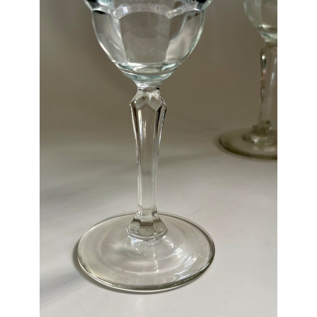 Glass Vintage Arcoroc Fluted Champagne Glasses – Arcade Bengale Pattern - Set of 2 For Sale - Image 7 of 9
