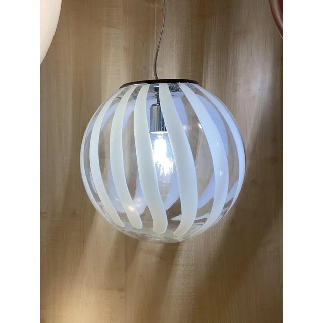 Transparent White Sphere Pendant in Murano Glass from Simoeng For Sale - Image 6 of 6
