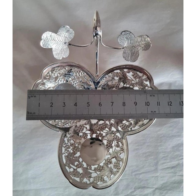 Antique Chinese Export Silver Trefoil Dish from Wang Hing & Co, 1890 For Sale - Image 11 of 12