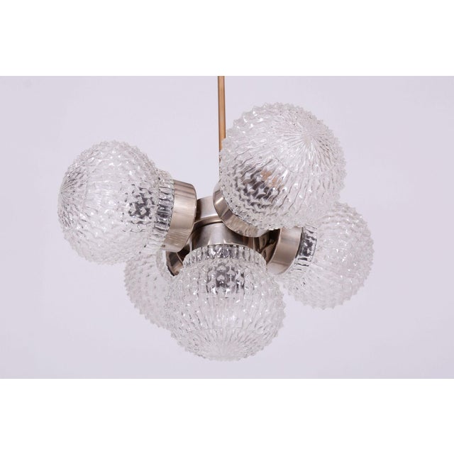 1960s Mid-Century Czech Chandelier in Brass and Glass attributed to Kamenický Šenov, 1960s For Sale - Image 5 of 12