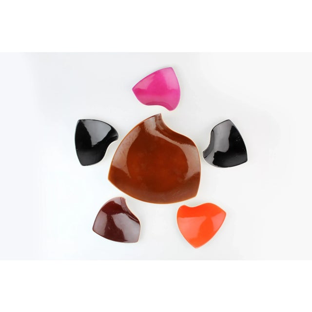 Mid-Century Modern 1960s Vintage Colorful Glazed Ceramic Serving Trays, Romania- Set of 6 For Sale - Image 4 of 8