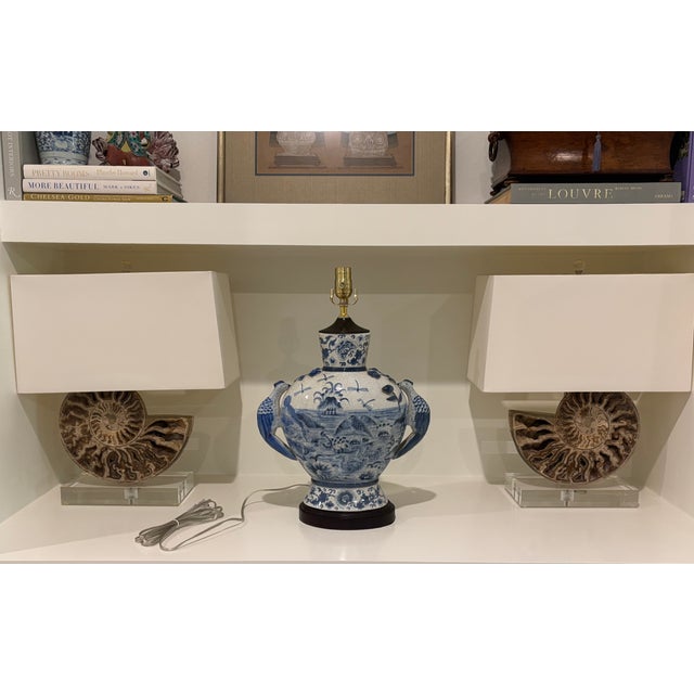 Large Scale Chinoiserie Blue and White Porcelain Table Lamp With Sculptural Bird Handles For Sale - Image 11 of 14