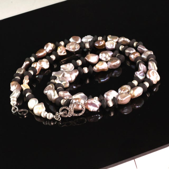 Long and Silvery Pearls and Black Onyx Necklace For Sale - Image 11 of 11