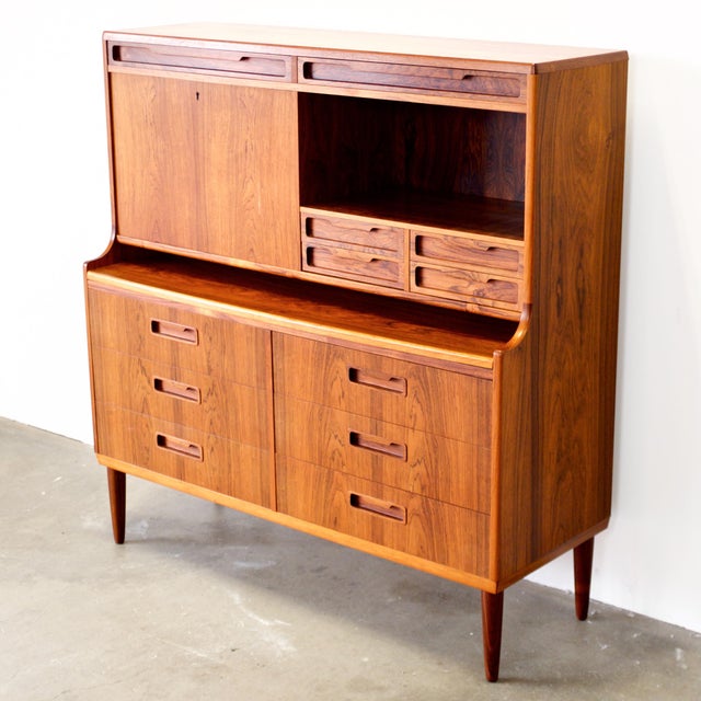 Rosewood Secretary Desk & Bar Cabinet, in the Style of Brdr. Larsen Møbelfabrik For Sale - Image 10 of 18