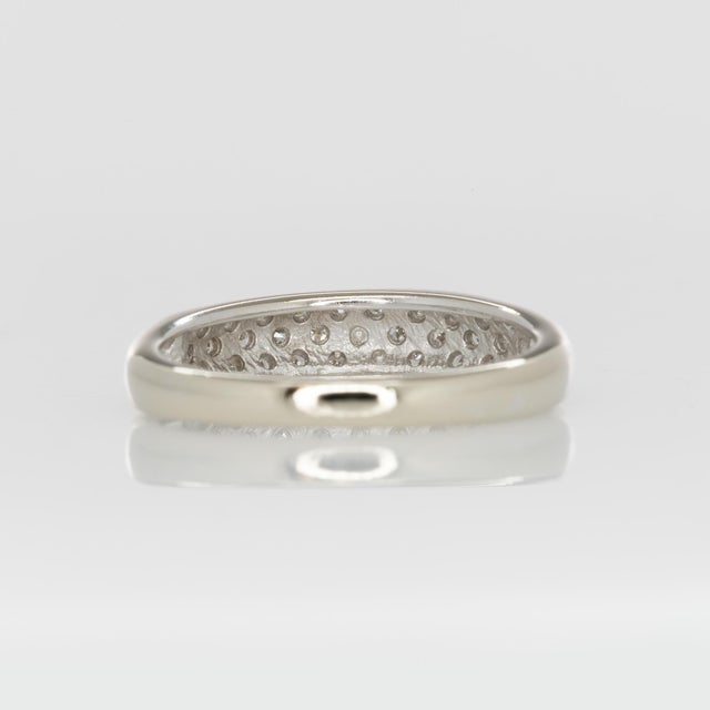 Metal Classic Earth Mined Diamond Wedding Band Ring in Solid 14k Gold: Fine Jewelry, Size 6.75 For Sale - Image 7 of 8