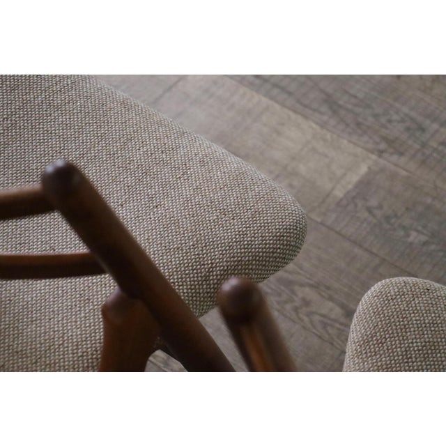 Beige CH29 Sawbuck Dining Chairs by Hans J. Wegner for Carl Hansen & Son, 1952, Set of 8 For Sale - Image 8 of 11