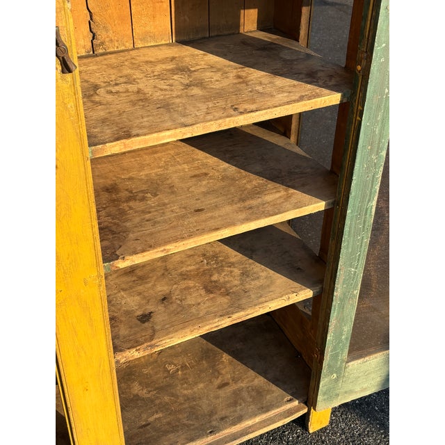 Mid 19th C. American Pie Safe / Cabinet With Exceptional Paint Finish For Sale - Image 6 of 17