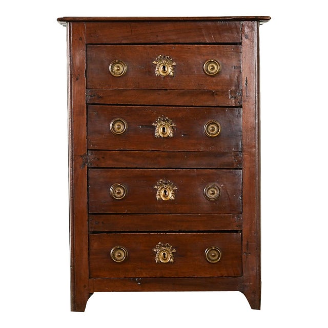 French Early 19th Century Petite Walnut Chest of Drawers For Sale - Image 12 of 12