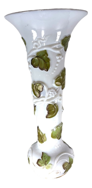 Antique French Opaline Vase from Baccarat, 1865