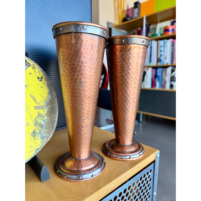 Antique Arts & Crafts Riveted Copper Trumpet Vases Pair Joseph Heinrichs Benedict Art Studio Attr. For Sale - Image 14 of 14