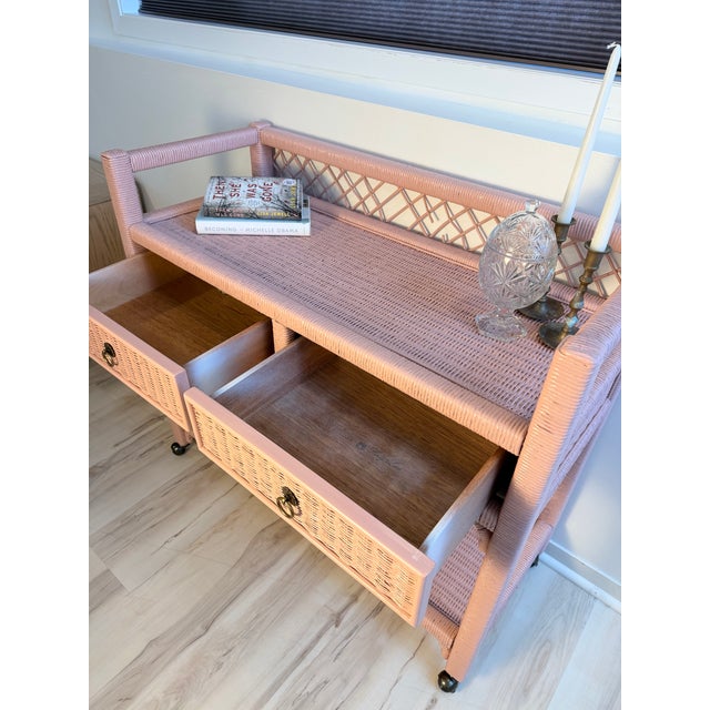 1980s Vintage Henry Link Wicker Bar Cart / Side Table - Two Drawers & Casters For Sale - Image 5 of 12