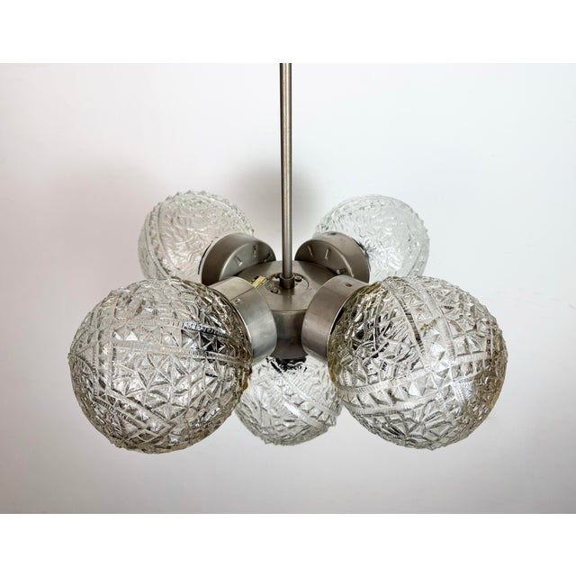 Mid-Century Modern Vintage Cut Glass Chandelier from Kamenický Šenov, 1960s For Sale - Image 3 of 17