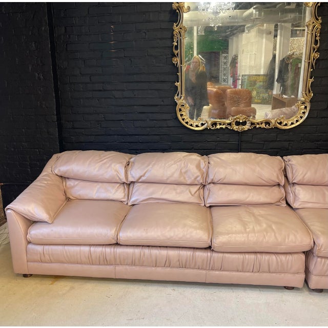 1980s Vintage Large Light Mauve Leather Sectional For Sale - Image 4 of 12