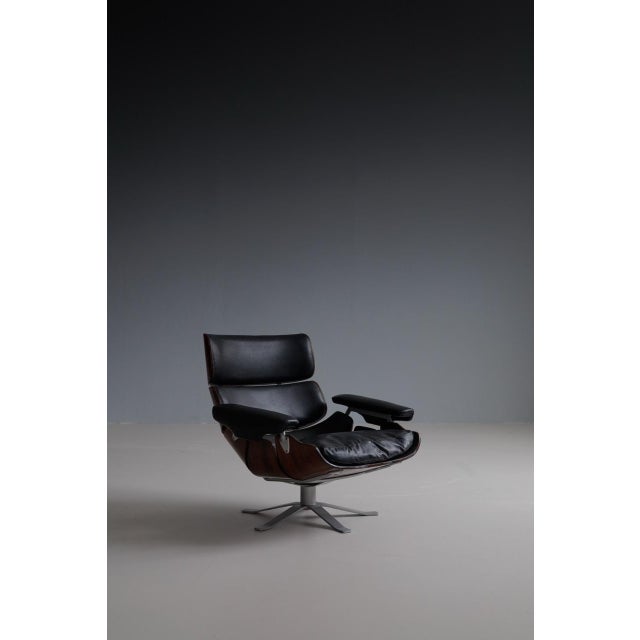 Wood Lounge Chair attributed to Carlo Hauner, 1980s For Sale - Image 7 of 7
