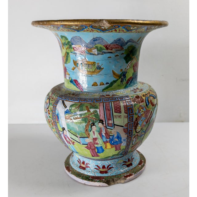 19th Century Chinese Unusual Qing Rose Medallion Yen Yen Vase, Canton Enamel on Stoneware For Sale - Image 4 of 18