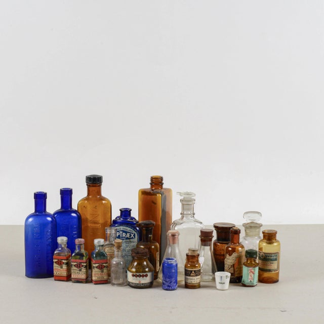 1940s Medical Pharmacy Bottles, 20th Century, Set of 23 For Sale - Image 5 of 5