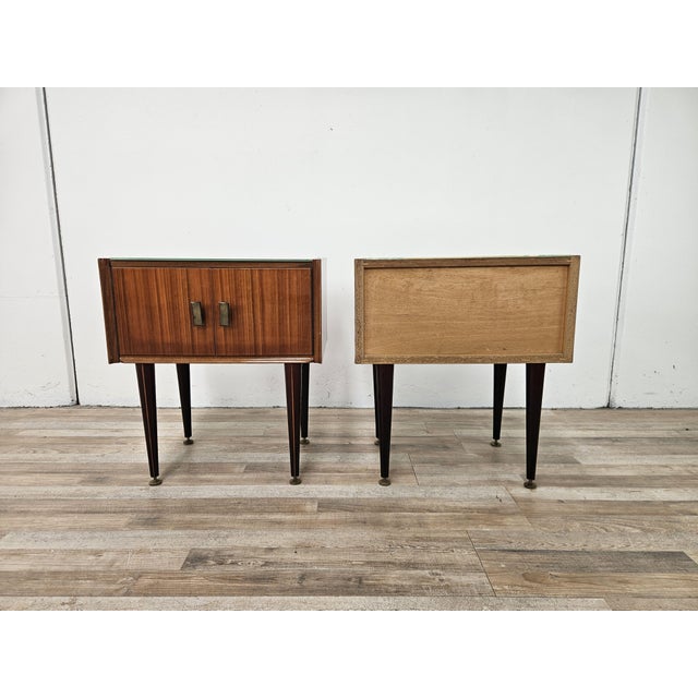 Mid-Century Modern Vintage Walnut Clad Nightstands with Glass Tops, 1960s, Set of 2 For Sale - Image 3 of 18
