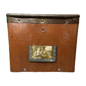 Trimmings Box from Suroy, 1920s