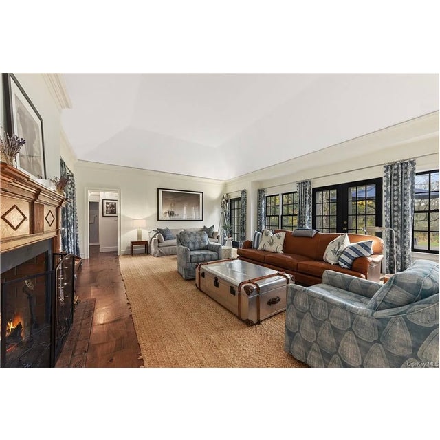 French Star Patterned Pinch Pleat Curtain Panels For Sale - Image 3 of 17