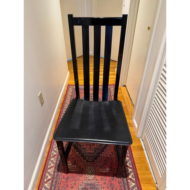 1980s Set of 4 Postmodern Black Wood and Leather Strap Dining Chairs For Sale In Boston - Image 6 of 12