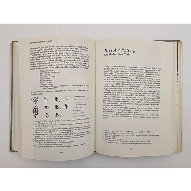 Art Pottery of the United States: An Encyclopedia of Producers and Their Marks For Sale - Image 9 of 10