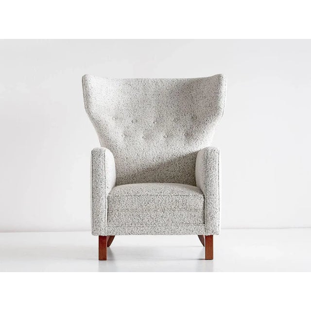 1940s Finnish Pearl Bouclé Fabric and Beech Wingback Armchair by Paul Boman for Boman OY, 1940s For Sale - Image 5 of 13