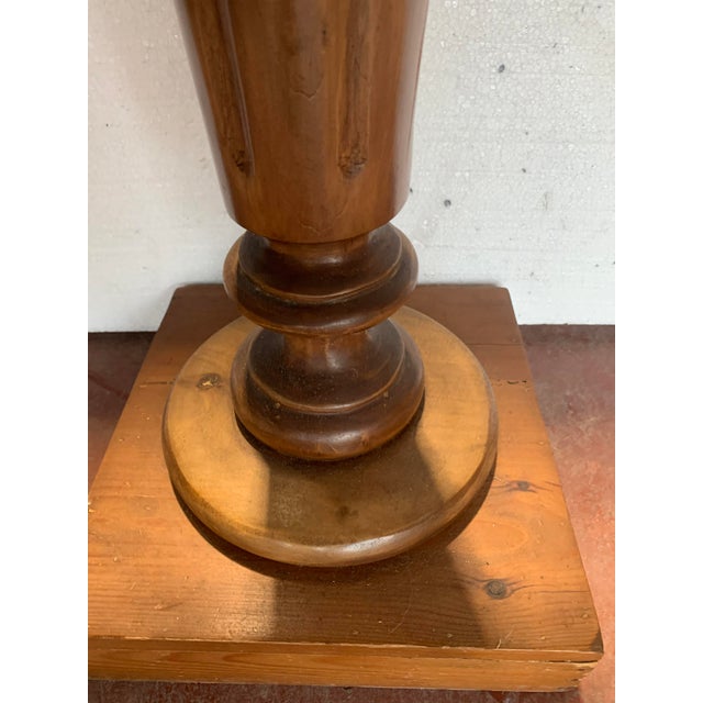 20th Century Louis XVI Display Column in Stained Beech For Sale - Image 4 of 8