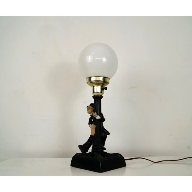 Hollywood Regency 1950’s Mid-Century Charlie Chaplin Bar Table Lamp For Sale - Image 4 of 12
