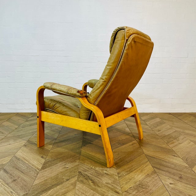 Tan Mid-Century Leather Lounge Chair by Skoghaug, 1970s For Sale - Image 8 of 18
