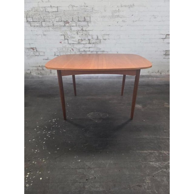 A stylish and practical piece of furniture for any dining room. The table exudes a timeless elegance and is perfect for...