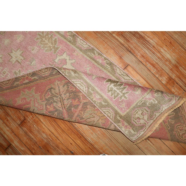 Early 20th Century Early 20th Century Zabihi Collection Bubble Gum Pink Turkish Oushak Runner - 2'6" x 10'7" For Sale - Image 5 of 8
