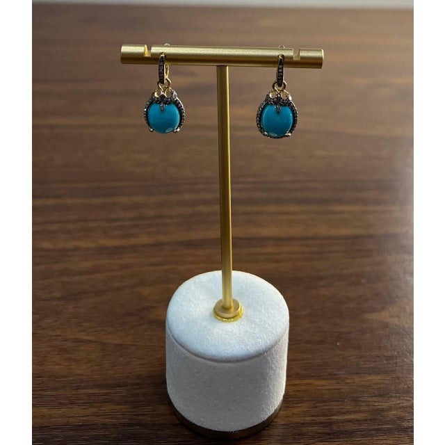 Blue Teal Turquoise Diamonds Halo 14k Yellow Gold Statement Huggie Earrings, A Pair For Sale In Washington DC - Image 6 of 11