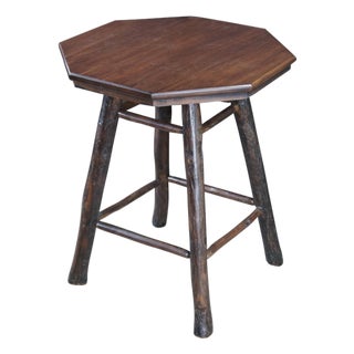 Mid 20th Century Rustic Old Hickory Style Octagonal Oak Adirondack Log Side Table Pedestal Stand For Sale