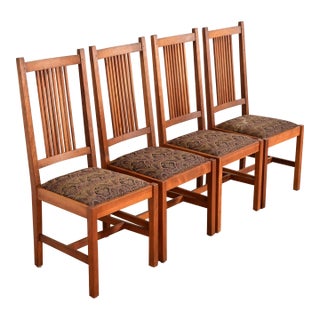 Stickley Mission Arts & Crafts Cherry Wood Spindle Back Dining Chairs, Set of Four For Sale