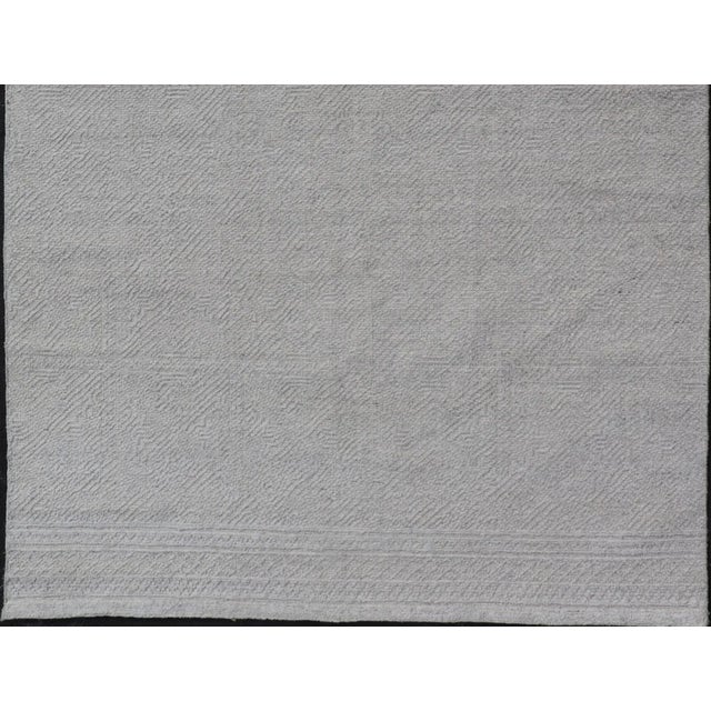 Abstract Muted Modern Indian All Gray Hand-Knotted Rug in Wool With Minimal Design For Sale - Image 3 of 13